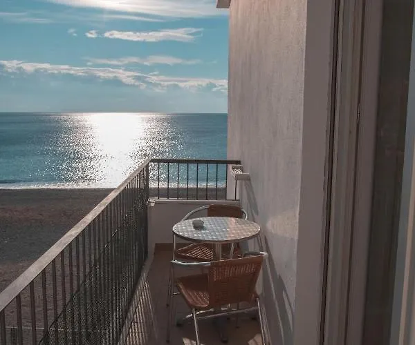 호텔 Ligure 3*