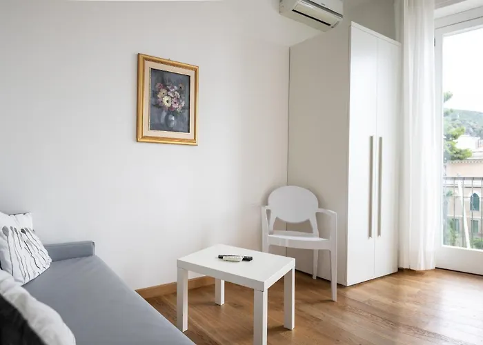 호텔 Ligure 스포토르노