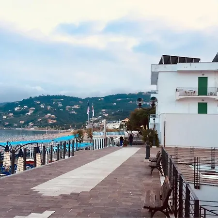 Hotel Ligure